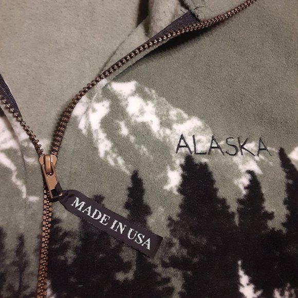 Polar Graphics Men's VTG Alaska Mountain/Bear All Over Print Zip Up Fleece Vest - Picture 3 of 5